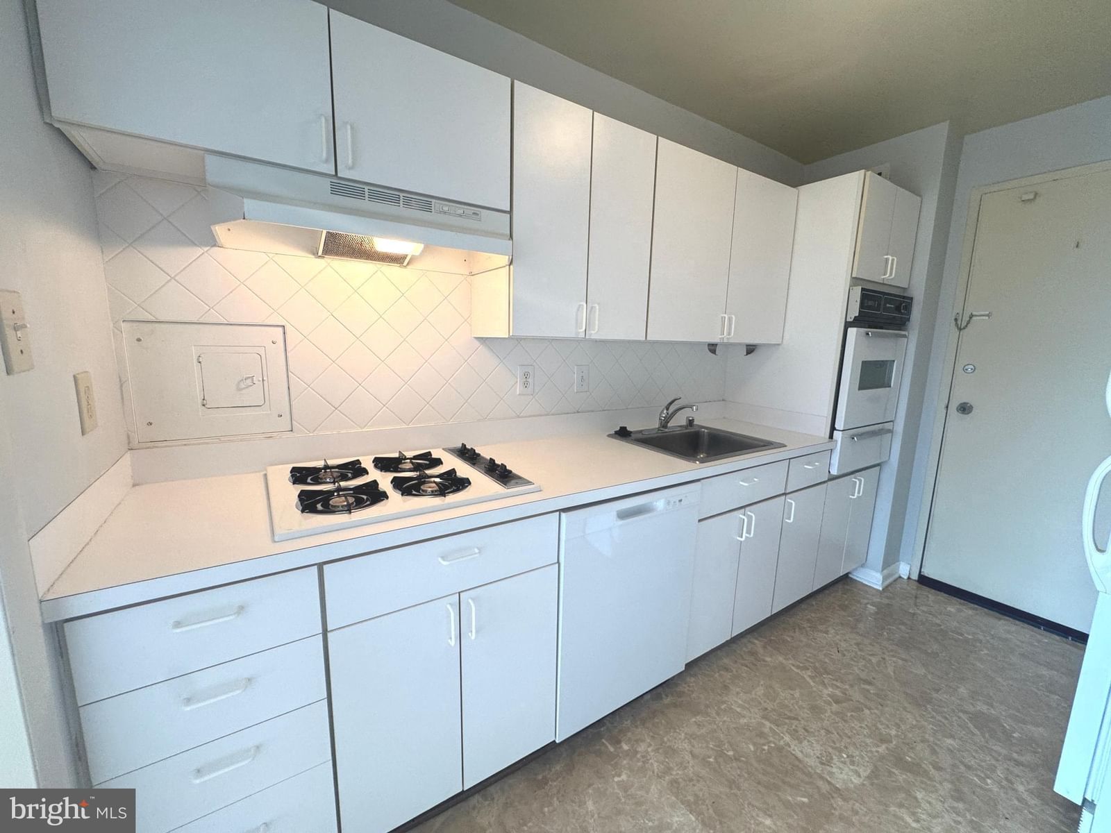 10500 ROCKVILLE PIK PIKE #614 photograph