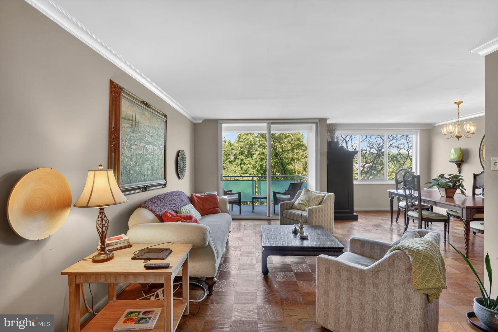 10201 GROSVENOR PLACE #720 photograph