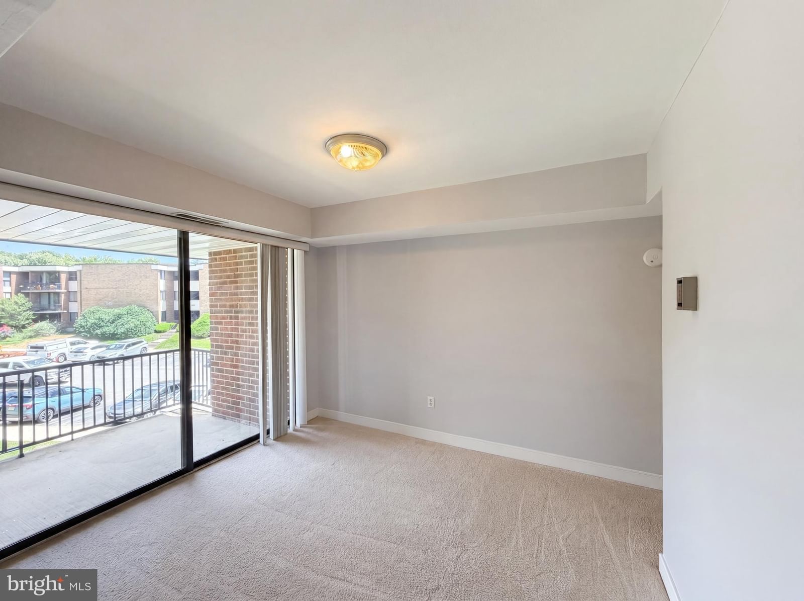 9907 BLUNDON DRIVE #302 photograph