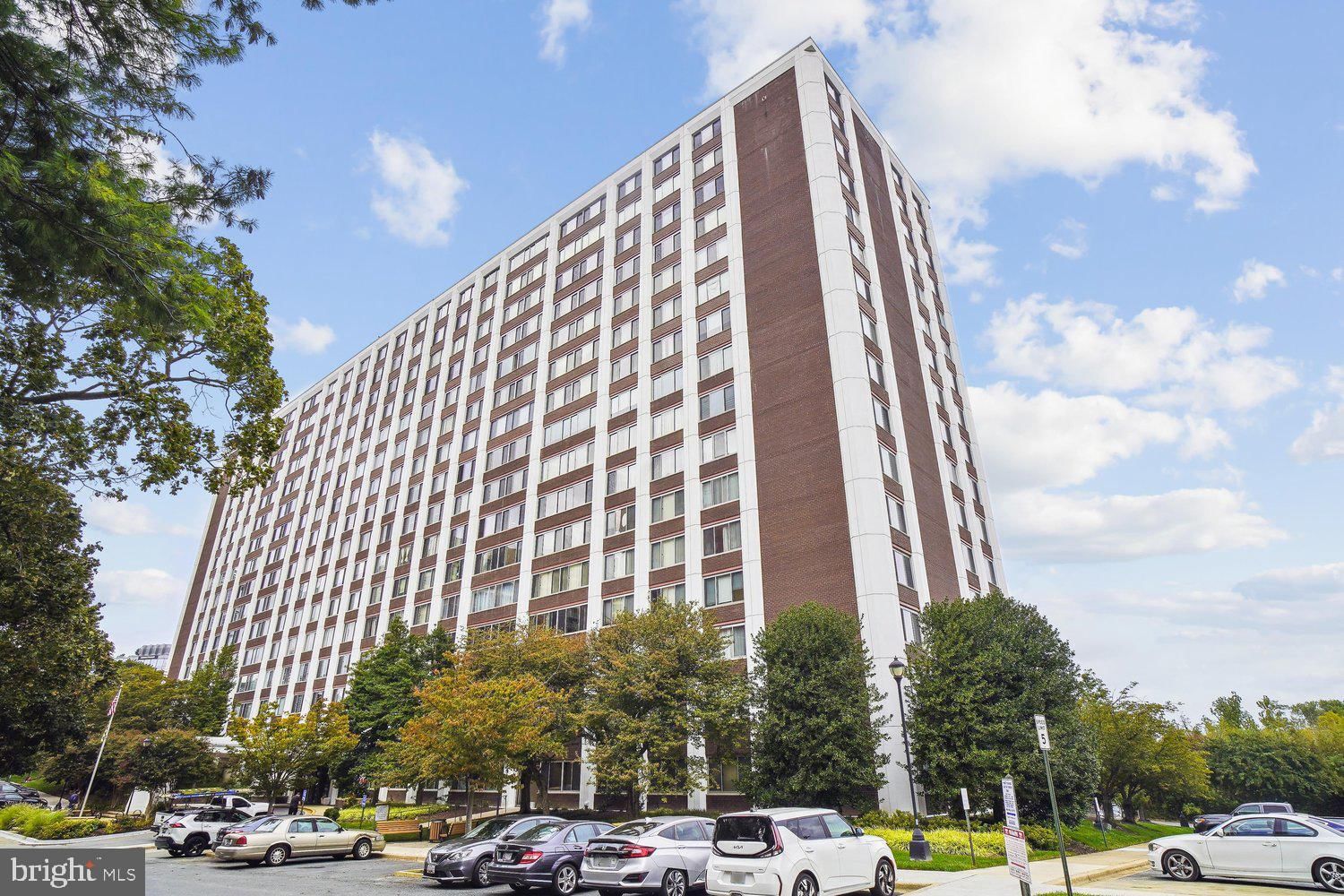 11801 ROCKVILLE PIK PIKE, ROCKVILLE 20852, MD