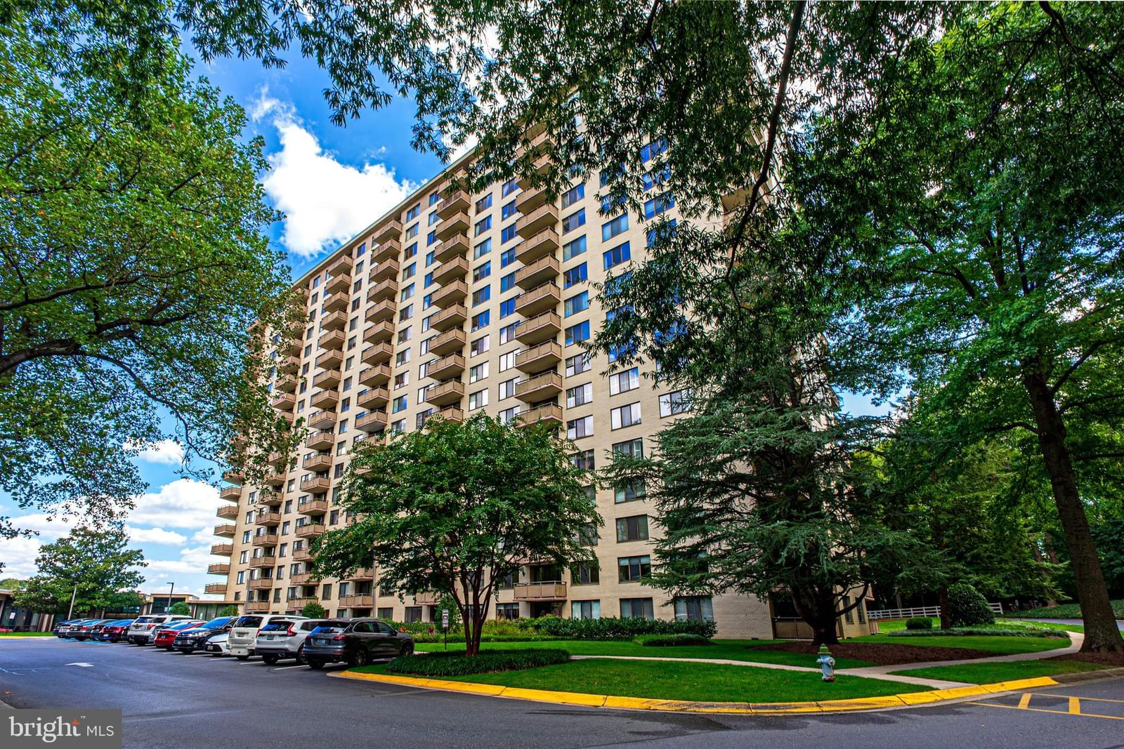 5225 POOKS HILL RD, BETHESDA 20814, MD