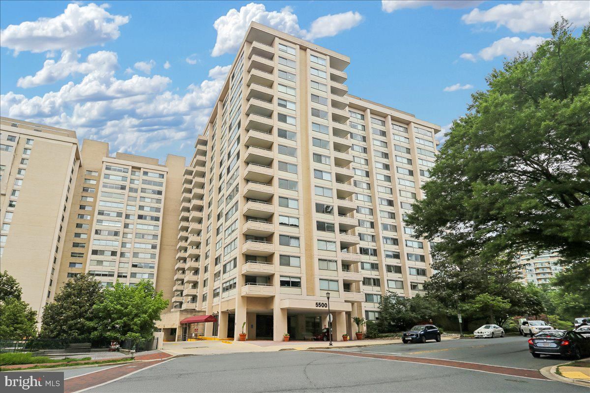 5500 FRIENDSHIP BOULEVARD 2108N in Chevy Chase, MD