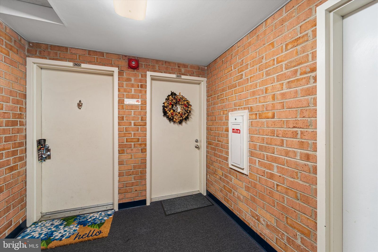 18334 STREAMSIDE DRIVE #303 photograph