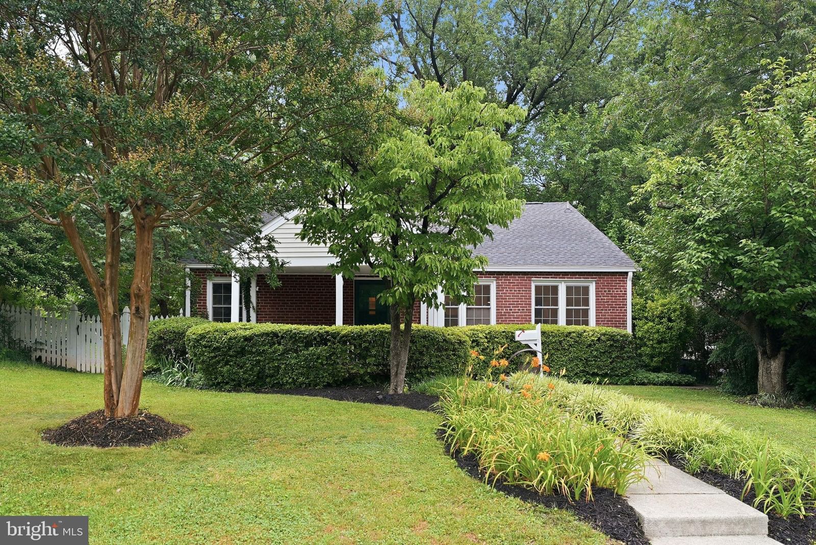 9509 CAROLINE AVE, SILVER SPRING 20901, MD