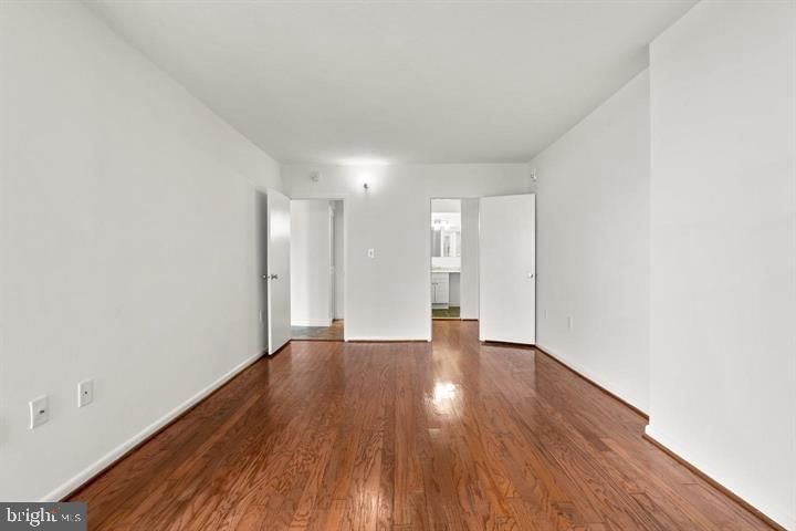 4242 EAST-WEST HIGHWAY #809 photograph