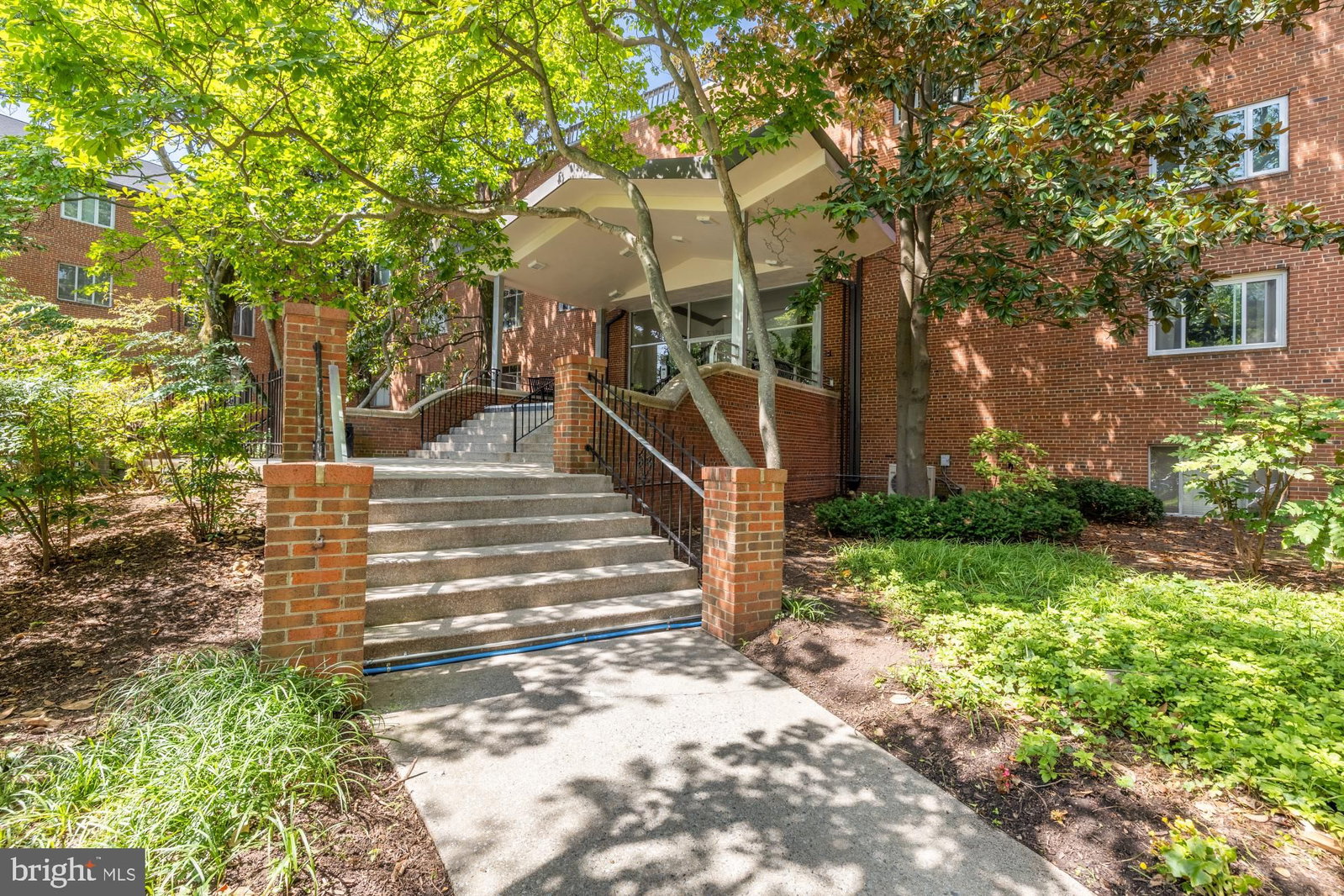 5301 WESTBARD CIRCLE #210 photograph
