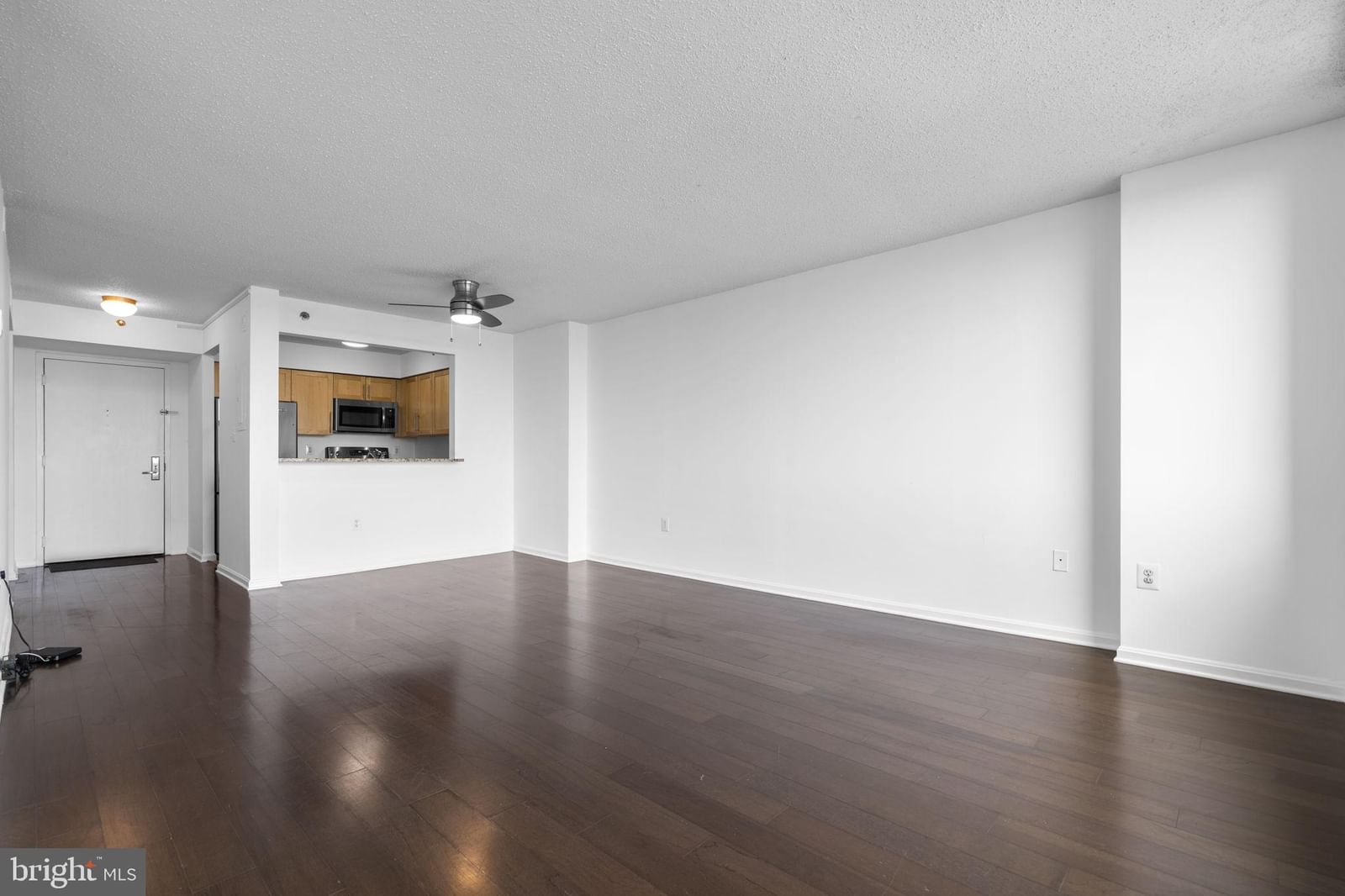 10101 GROSVENOR PLACE #2013 photograph