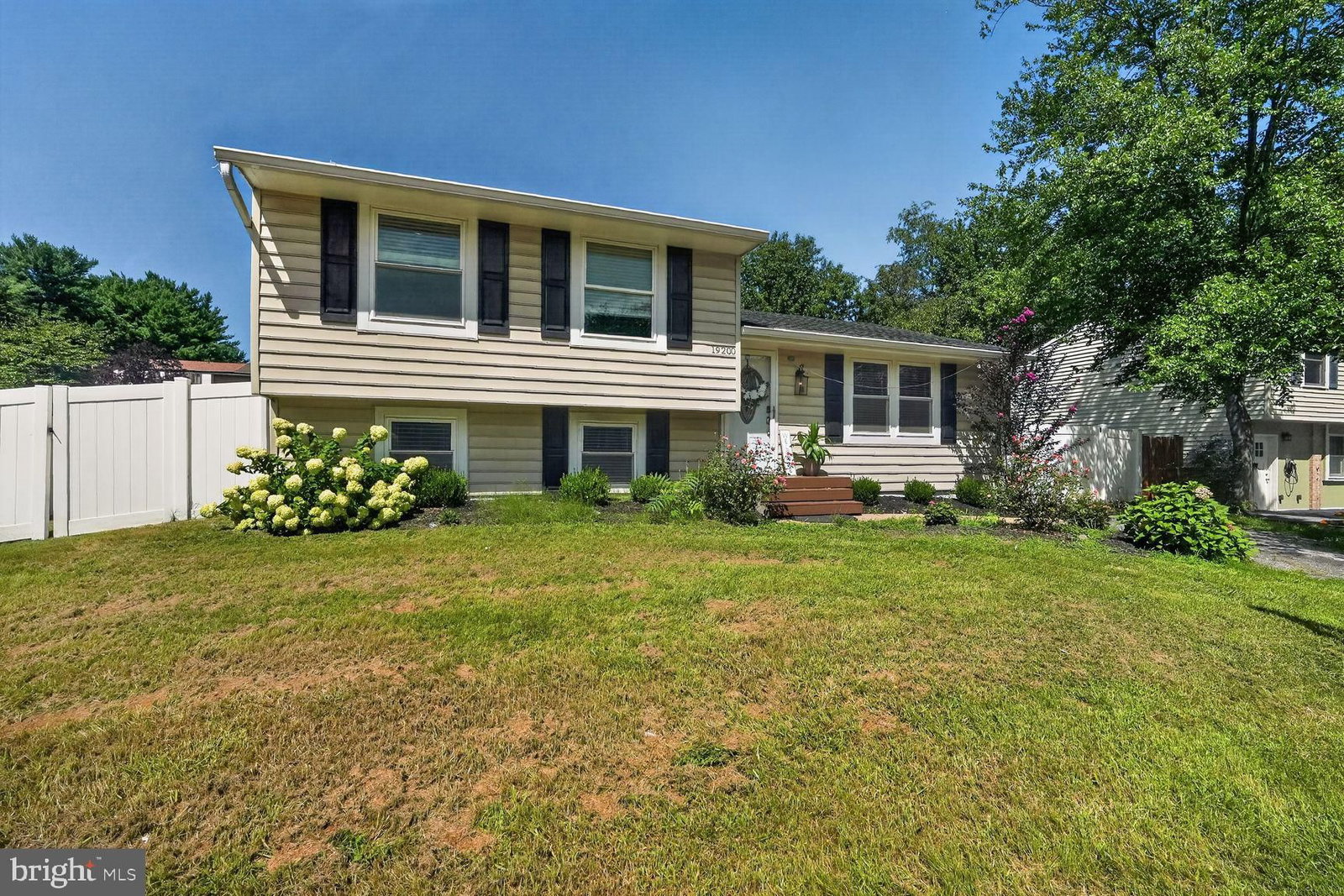 19200 SAINT JOHNSBURY LN, GERMANTOWN 20876, MD