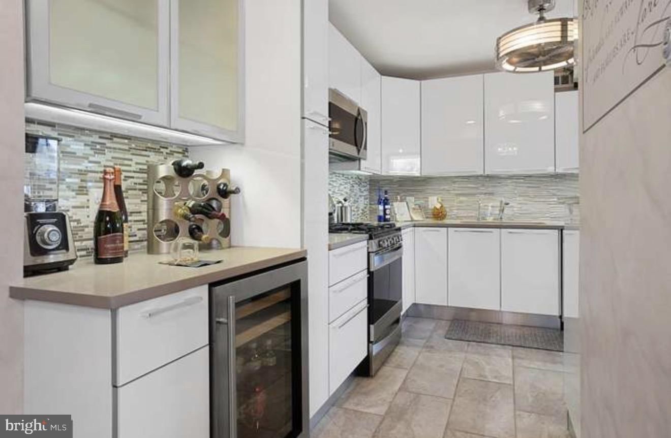 5225 POOKS HILL ROAD #620/622S photograph