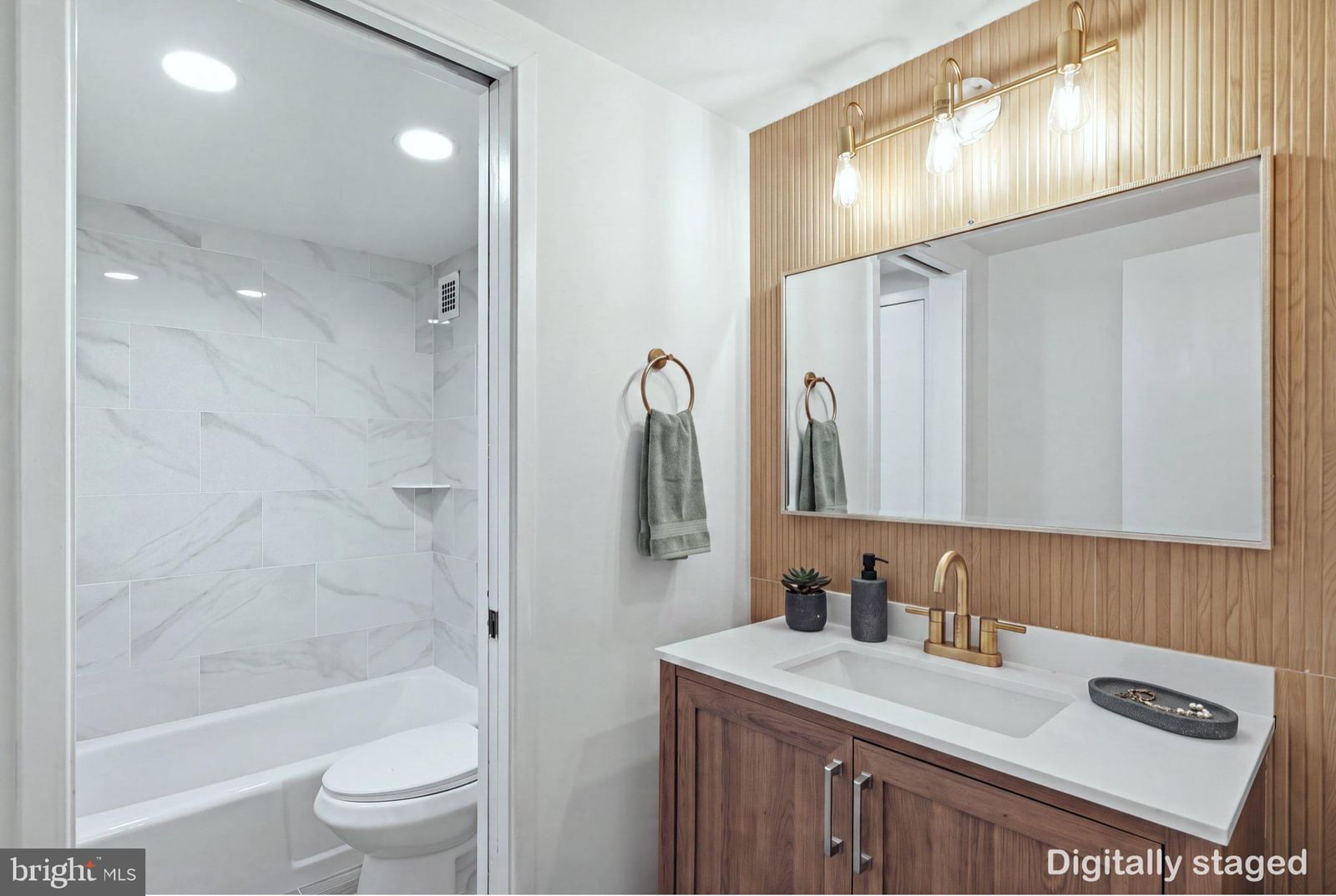 4515 WILLARD AVENUE #616S photograph