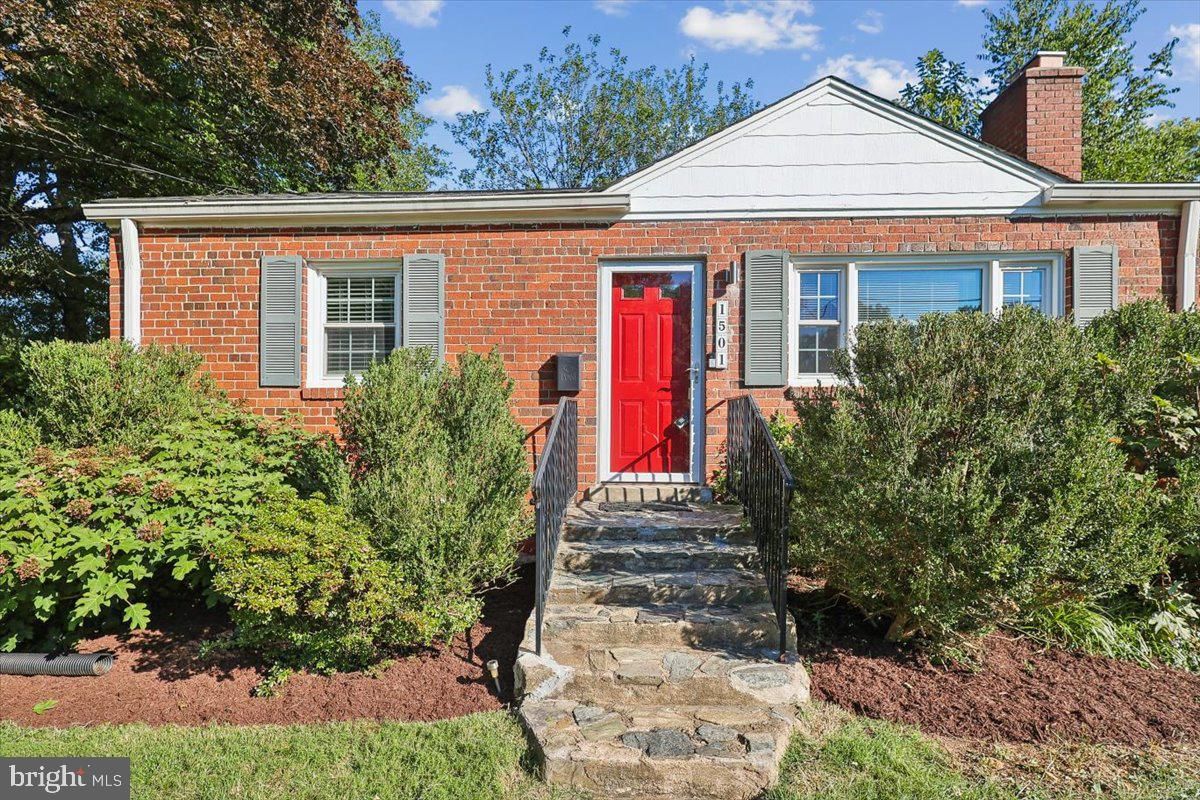 1501 CREST RD, SILVER SPRING 20902, MD