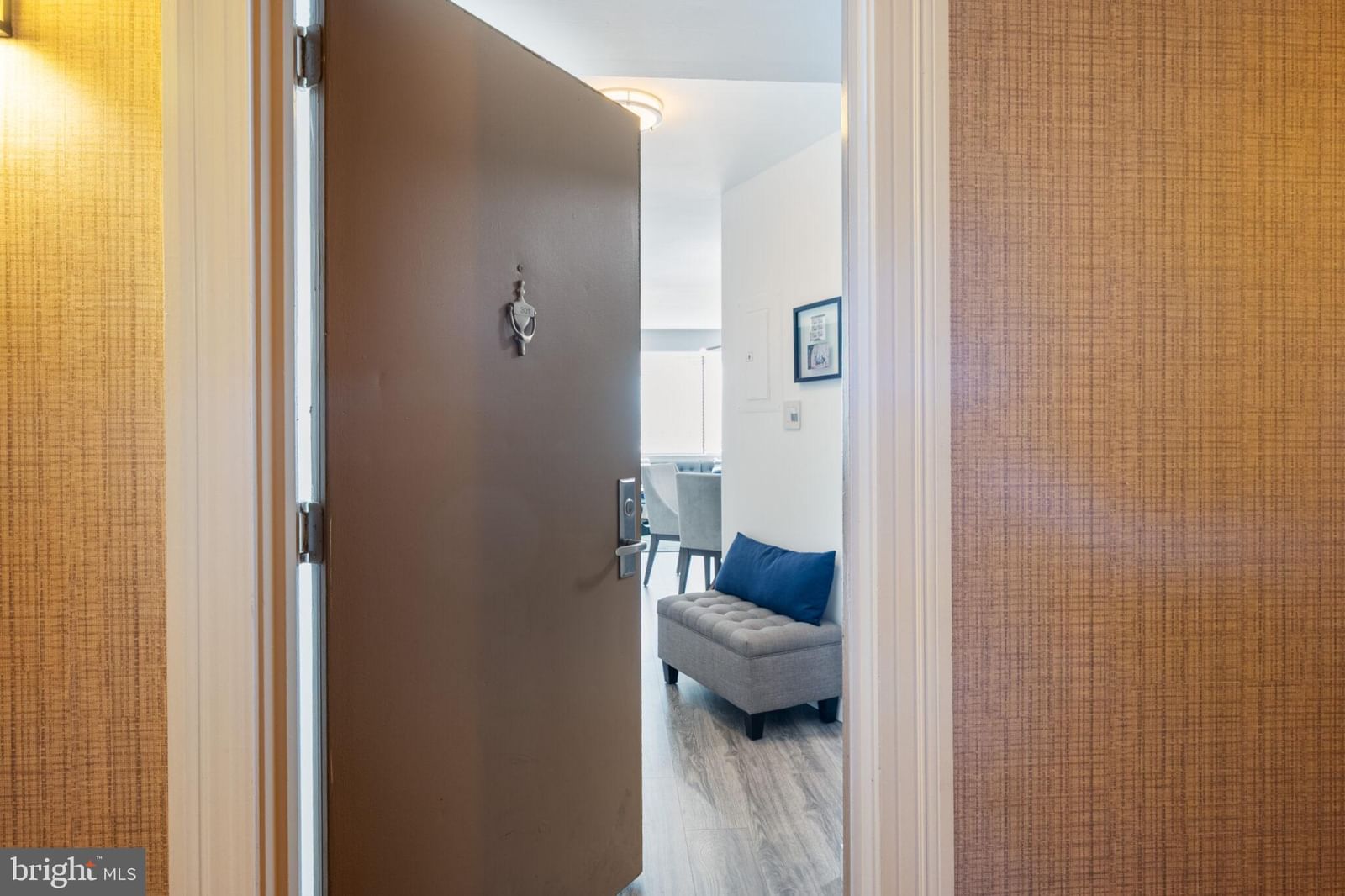 10101 GROSVENOR PLACE #301 photograph