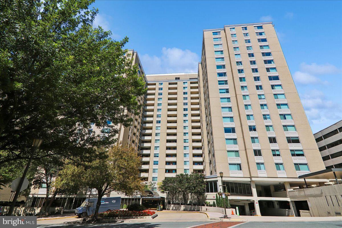 4601 N PARK AVENUE #614P photograph