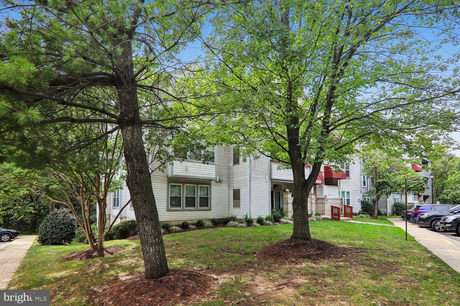 3303 SIR THOMAS DRIVE #6-A-41 photograph