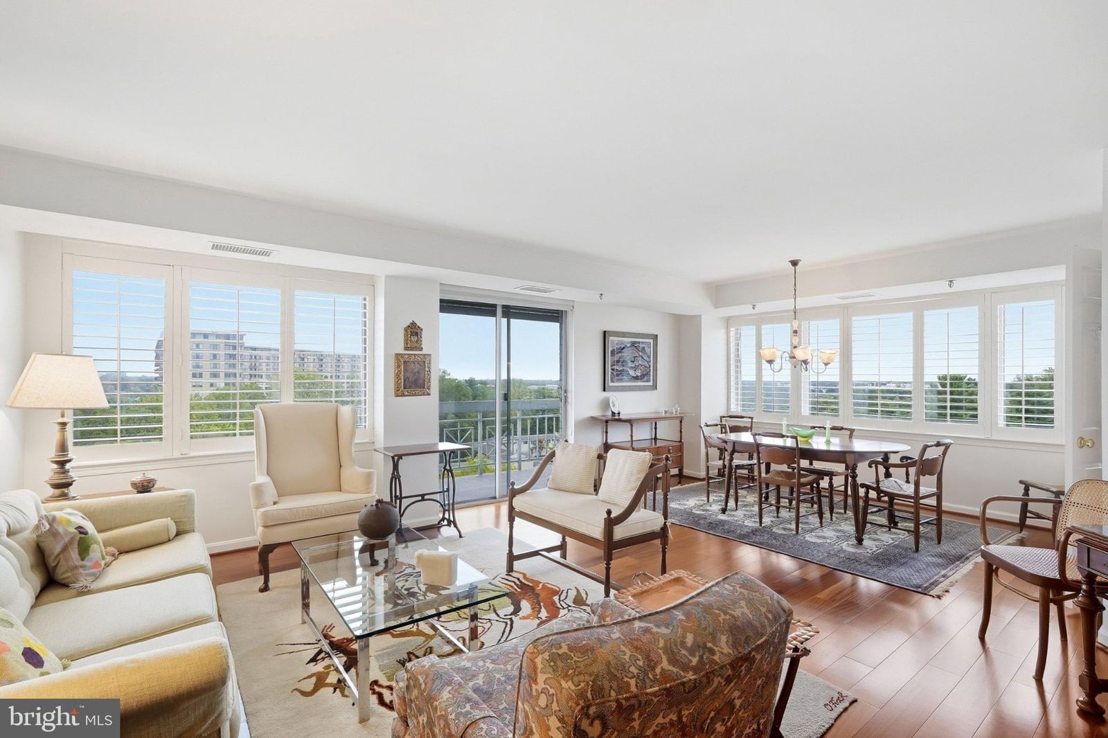 5450 WHITLEY PARK TERRACE #910 photograph