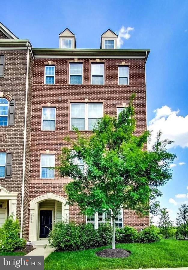 8001 GREENBELT STATION PKWY, GREENBELT 20770, MD