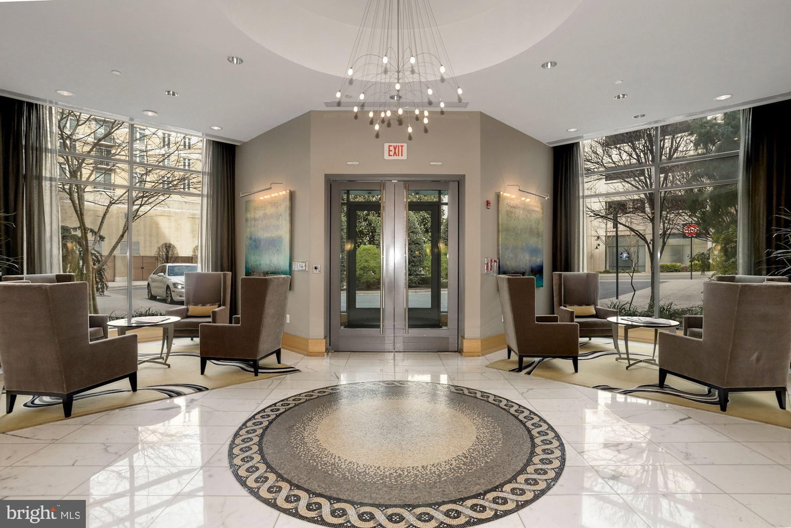 155 POTOMAC PASSAGE #817 photograph