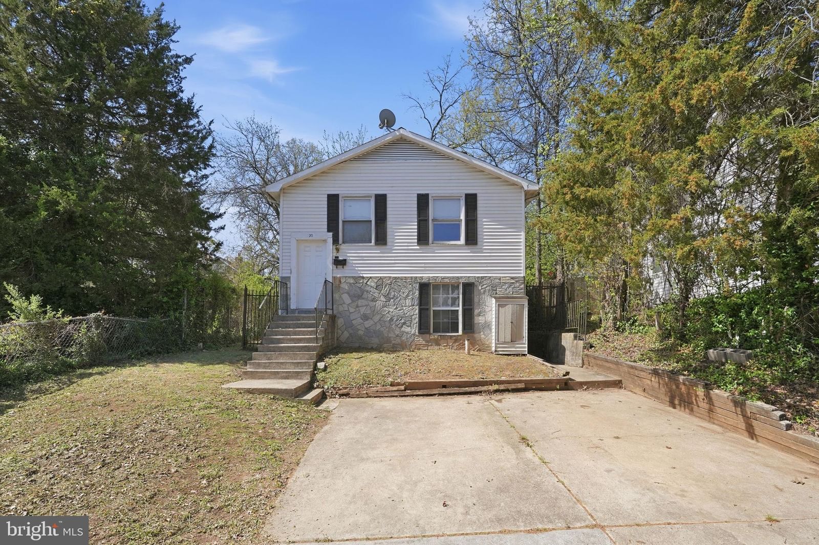 20 TUNIC AVE, CAPITOL HEIGHTS 20743, MD