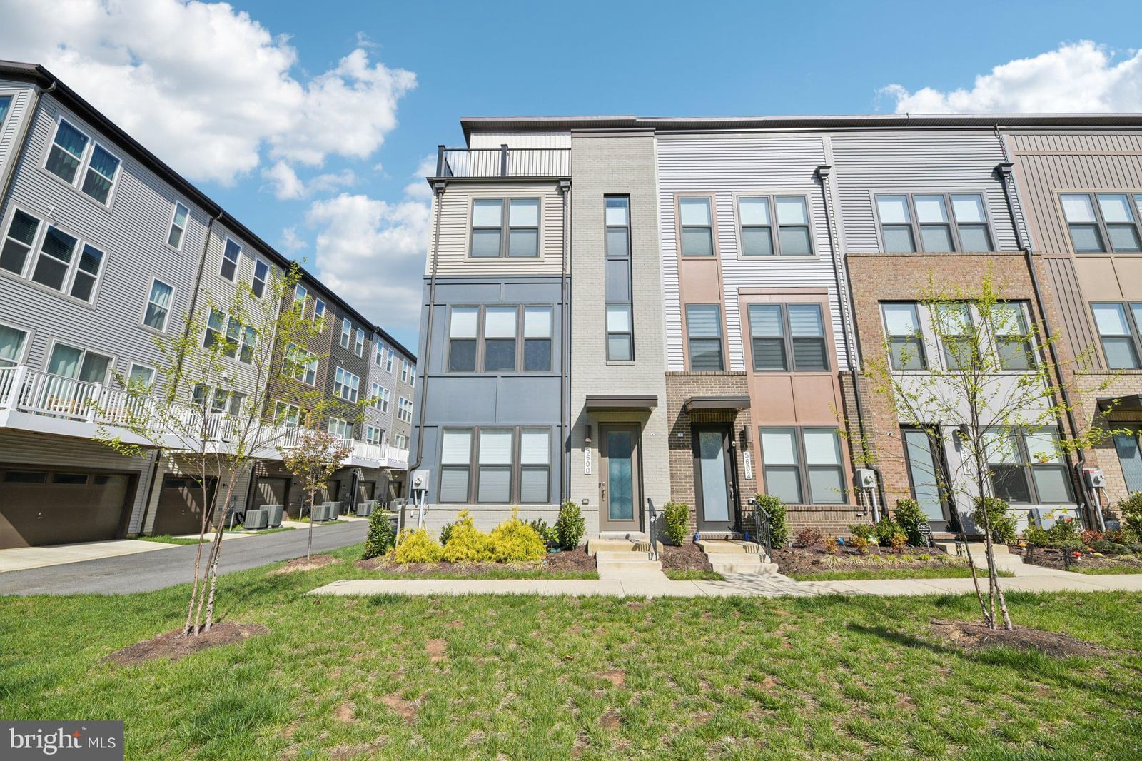 5600 HYATTSVILLE DR, HYATTSVILLE 20782, MD