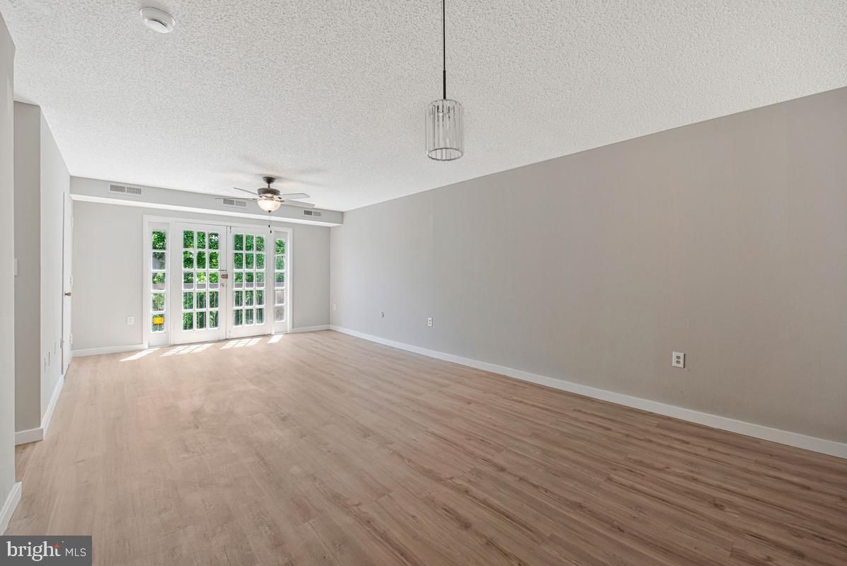 3809 SWANN ROAD #203 photograph