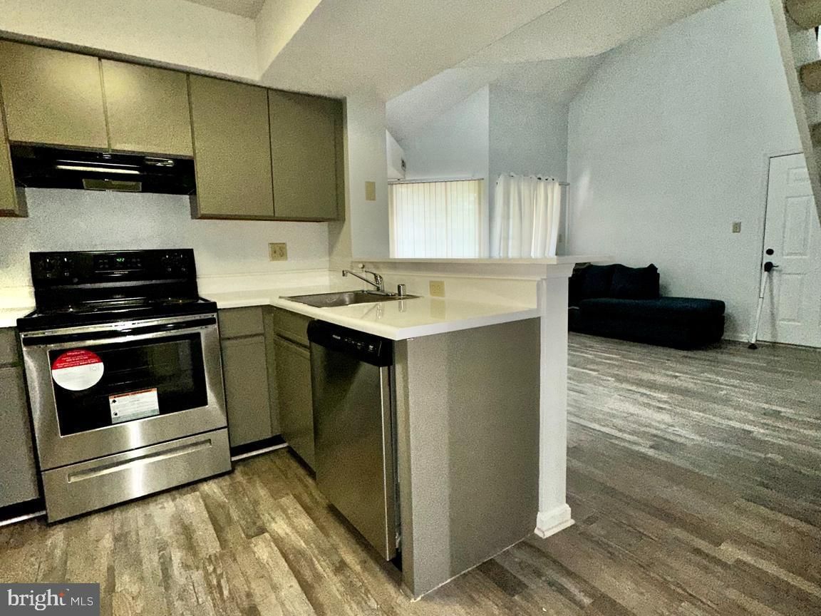 14005 KORBA PLACE #1F photograph