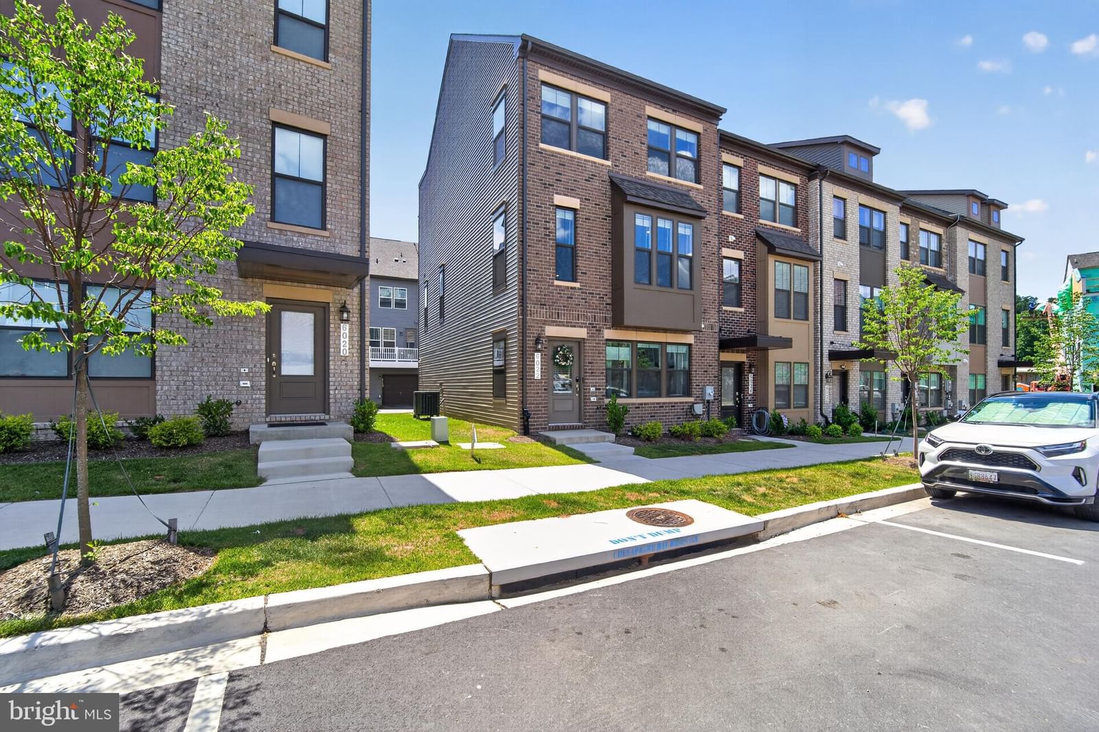 6022 BEAKE ST ST, HYATTSVILLE 20782, MD