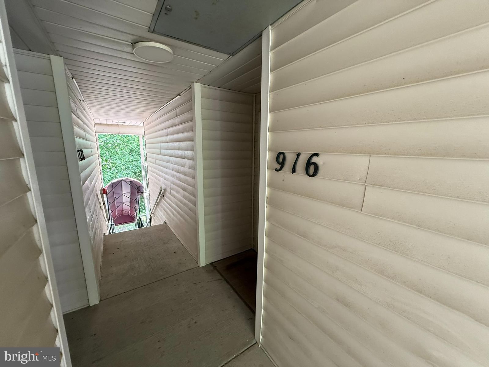916 WESTHAVEN DRIVE #11-301 photograph