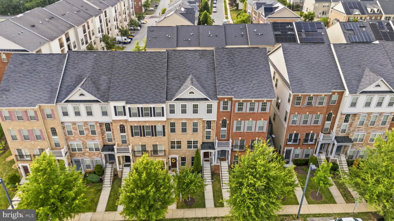 2643 CAMPUS WAY N, GLENARDEN 20706, MD