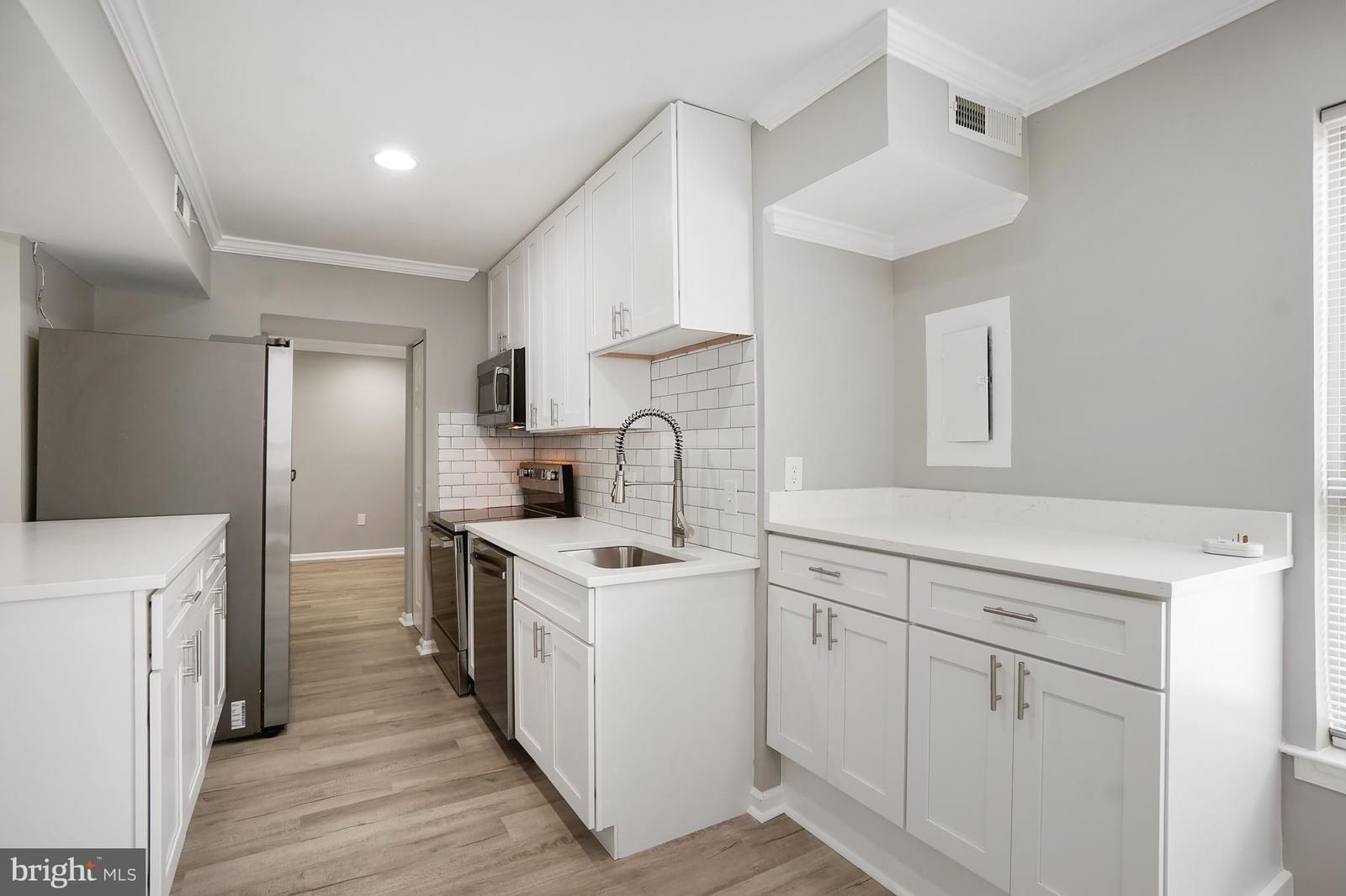 8015 MANDAN ROAD #304 photograph