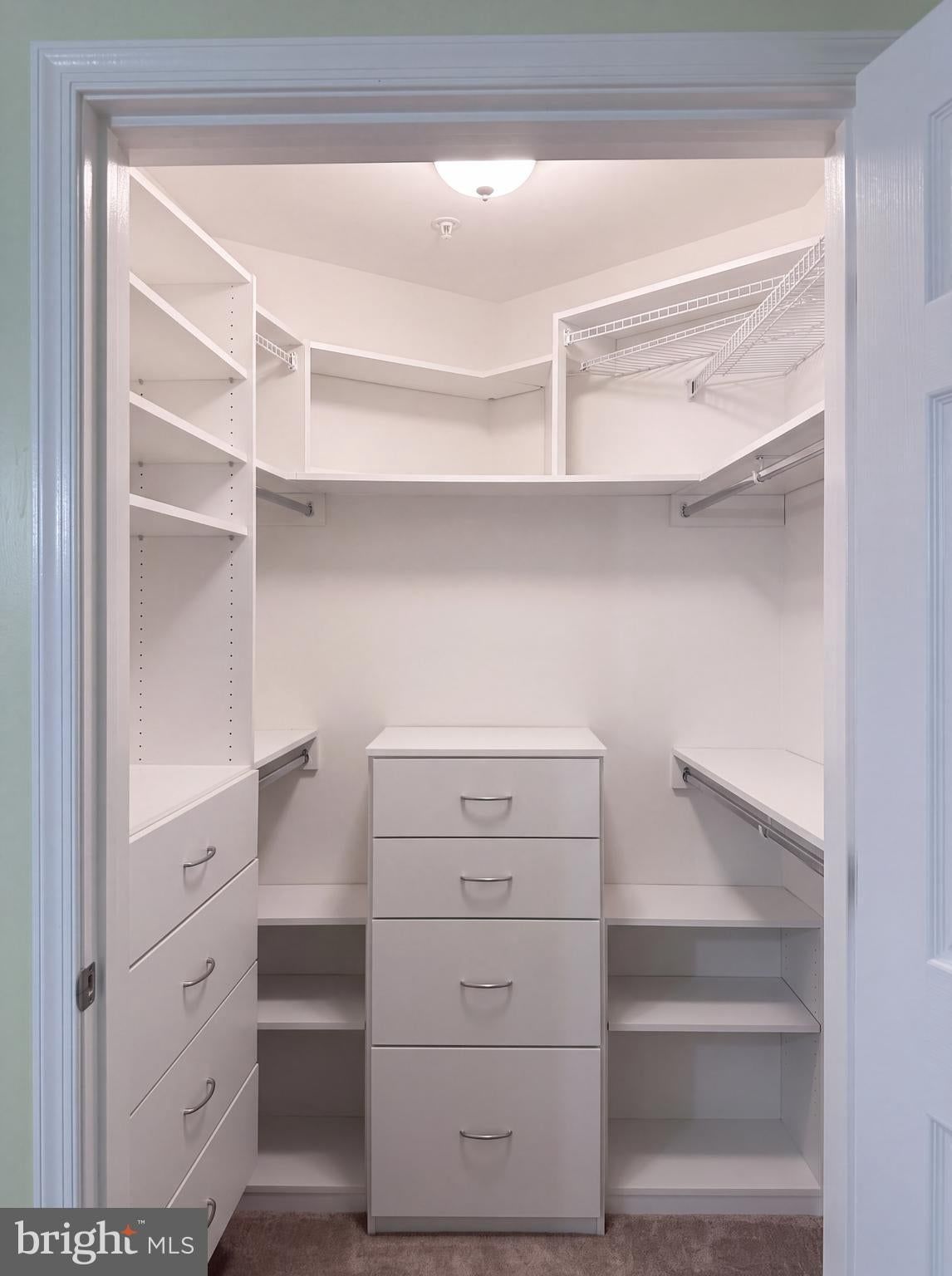 14200 FARNSWORTH LANE #302 photograph