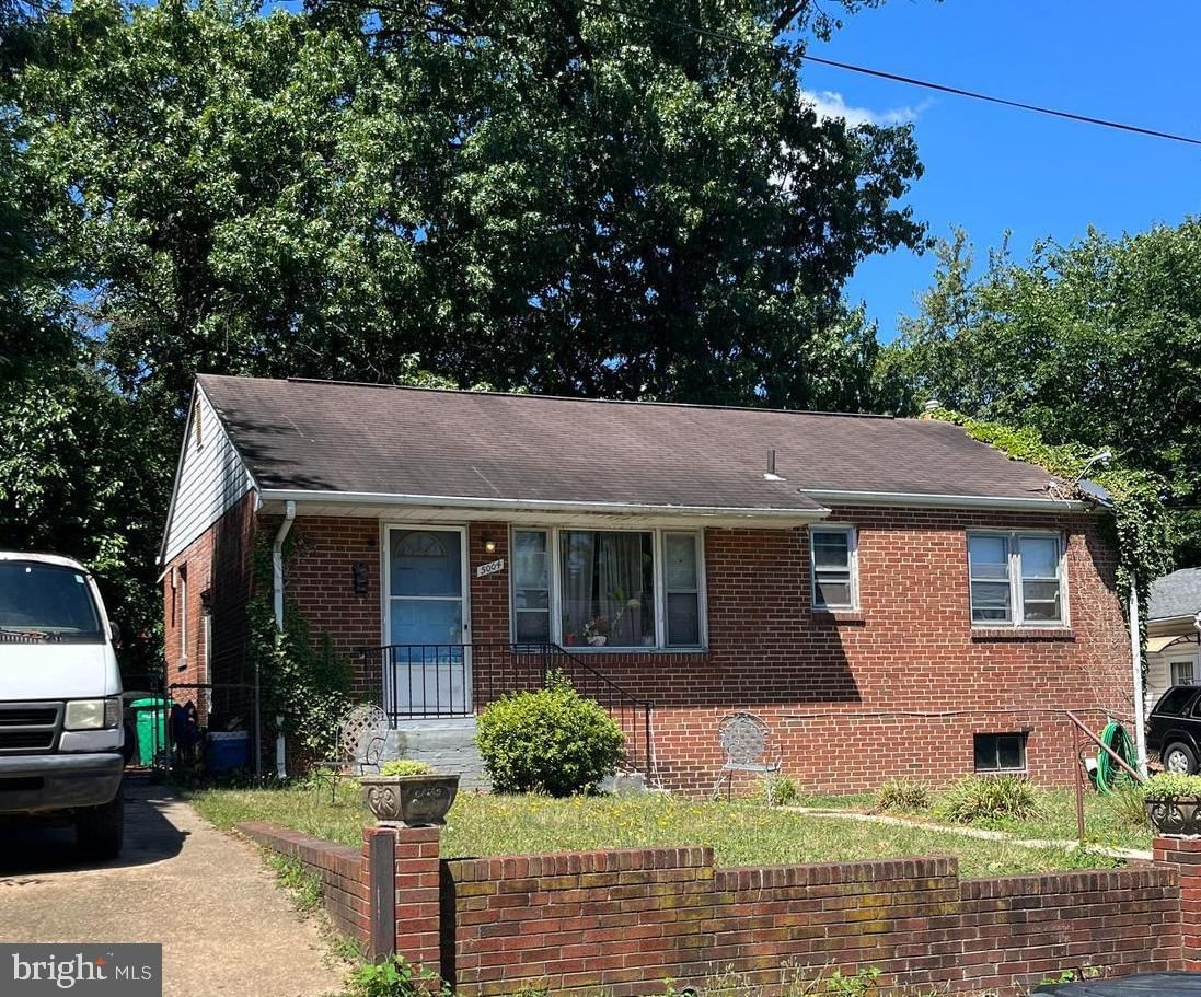 5004 59TH AVE, HYATTSVILLE 20781, MD