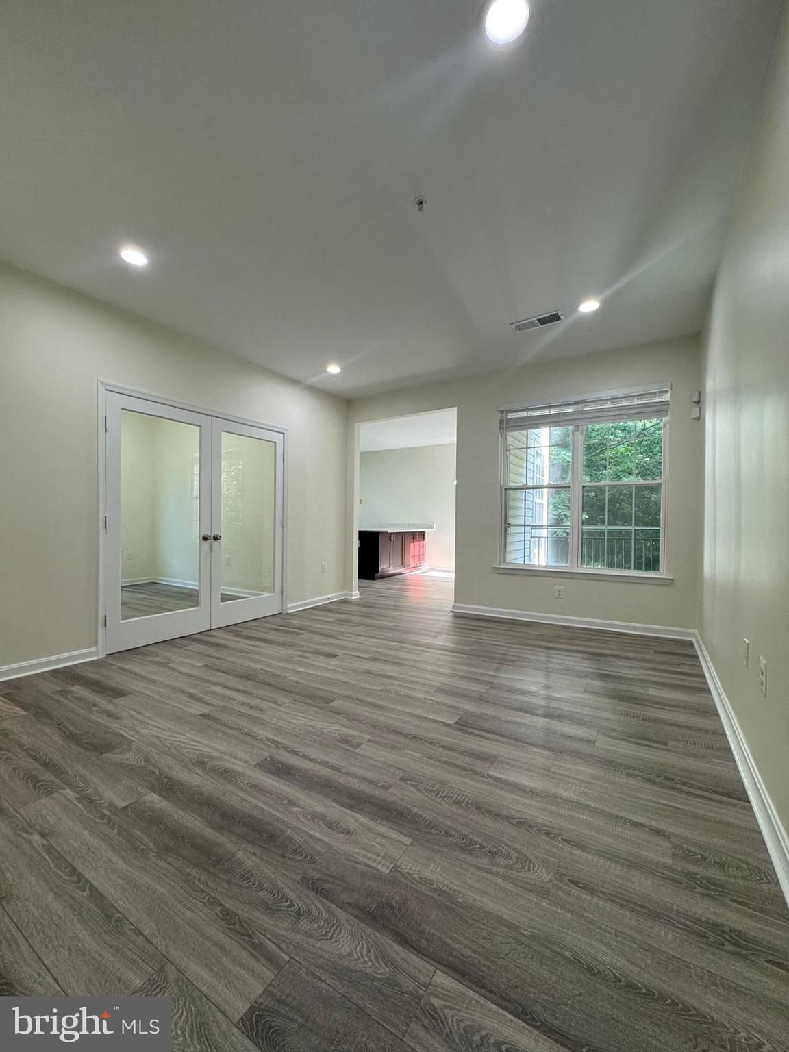 15607 EVERGLADE LANE #B203 photograph