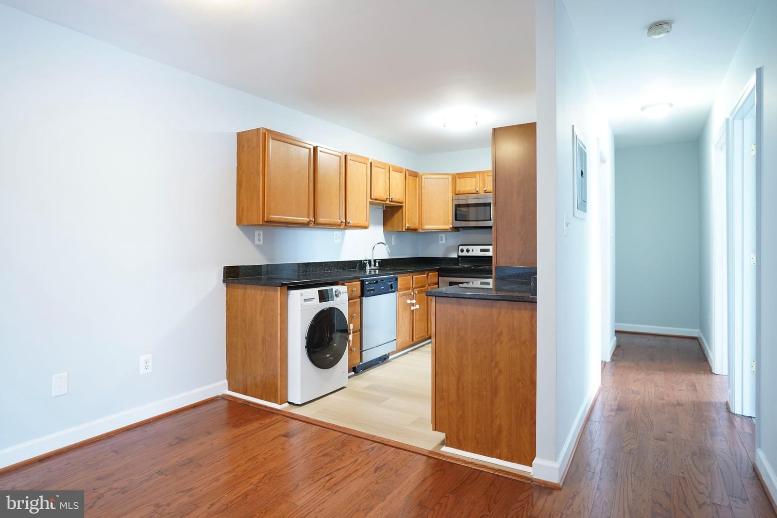 1003 MARCY AVENUE #B302 photograph