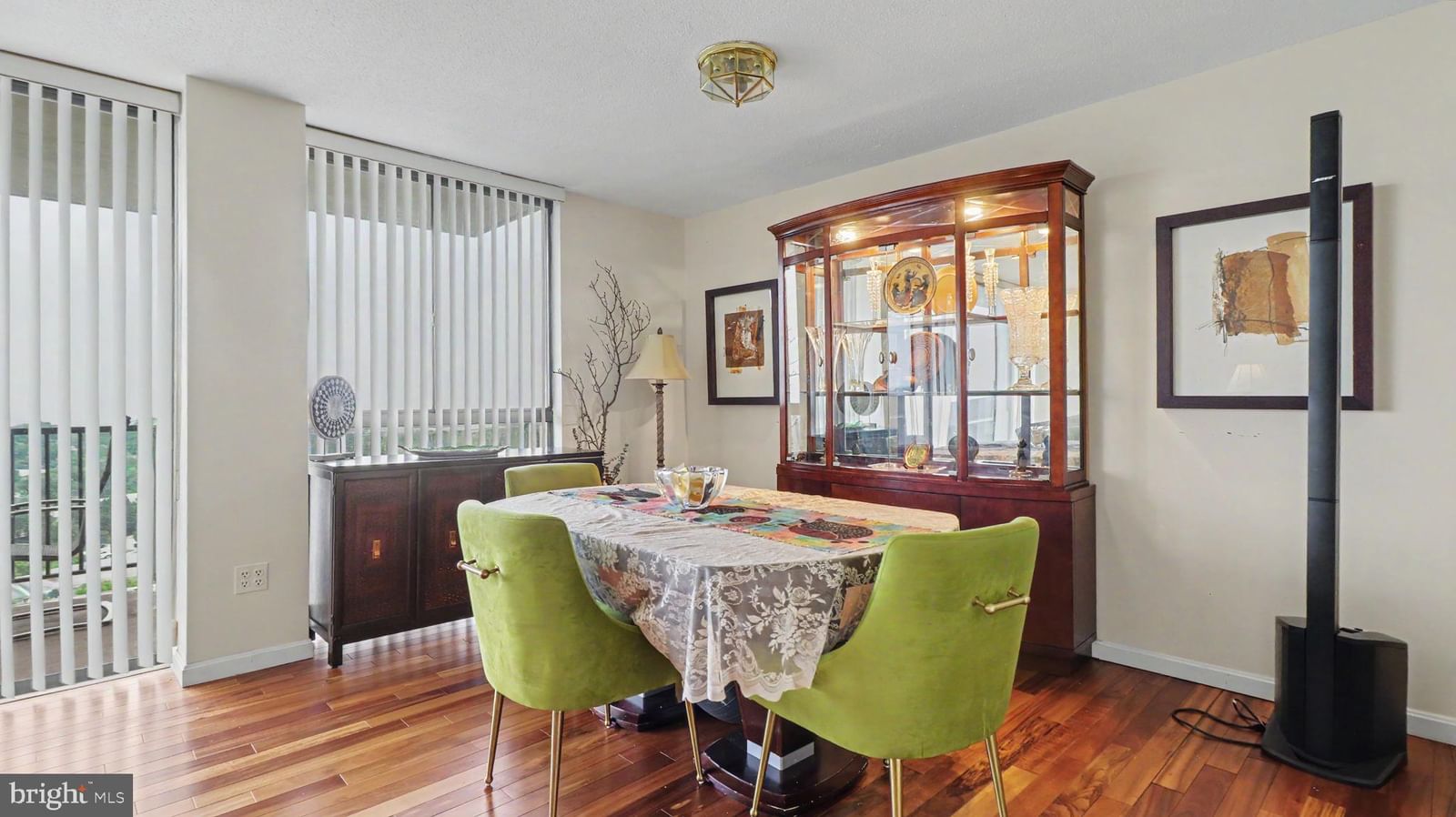 6100 WESTCHESTER PARK DRIVE #1712 photograph