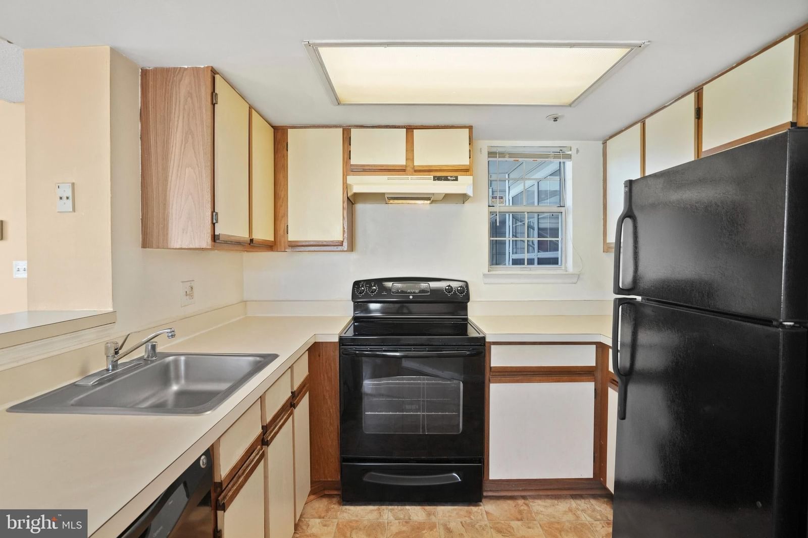 14023 VISTA DRIVE #89 photograph
