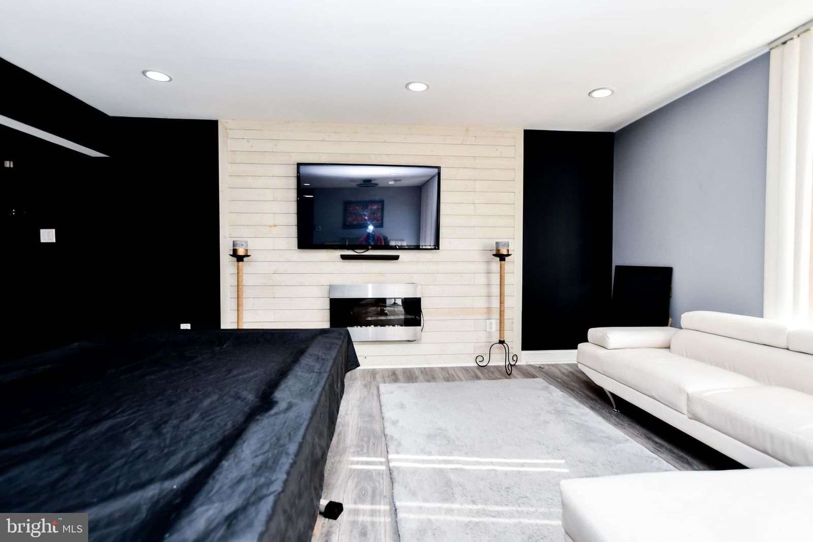 10208 PRINCE PLACE #5-T5 photograph