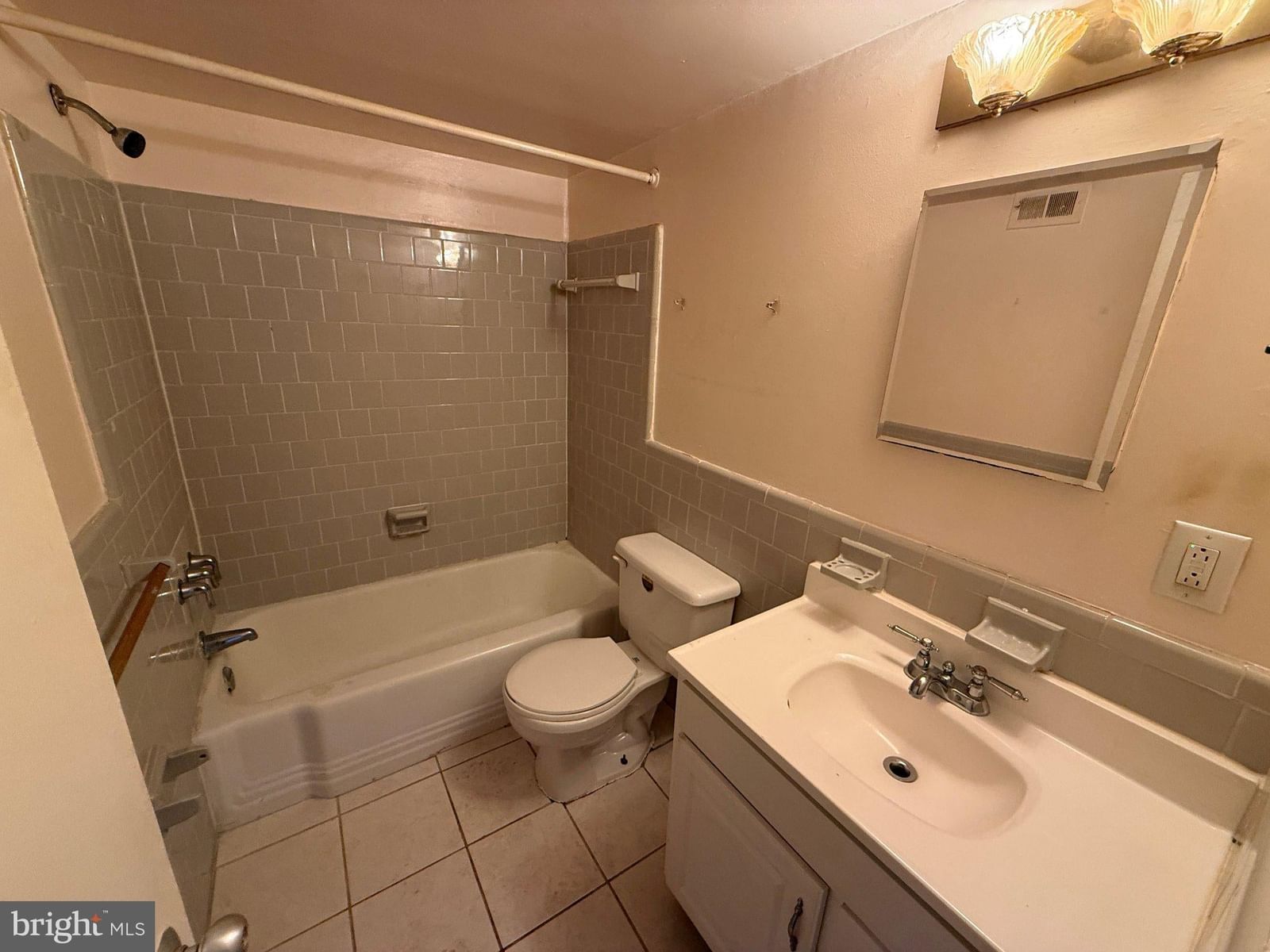 4410 OGLETHORPE STREET #708 photograph