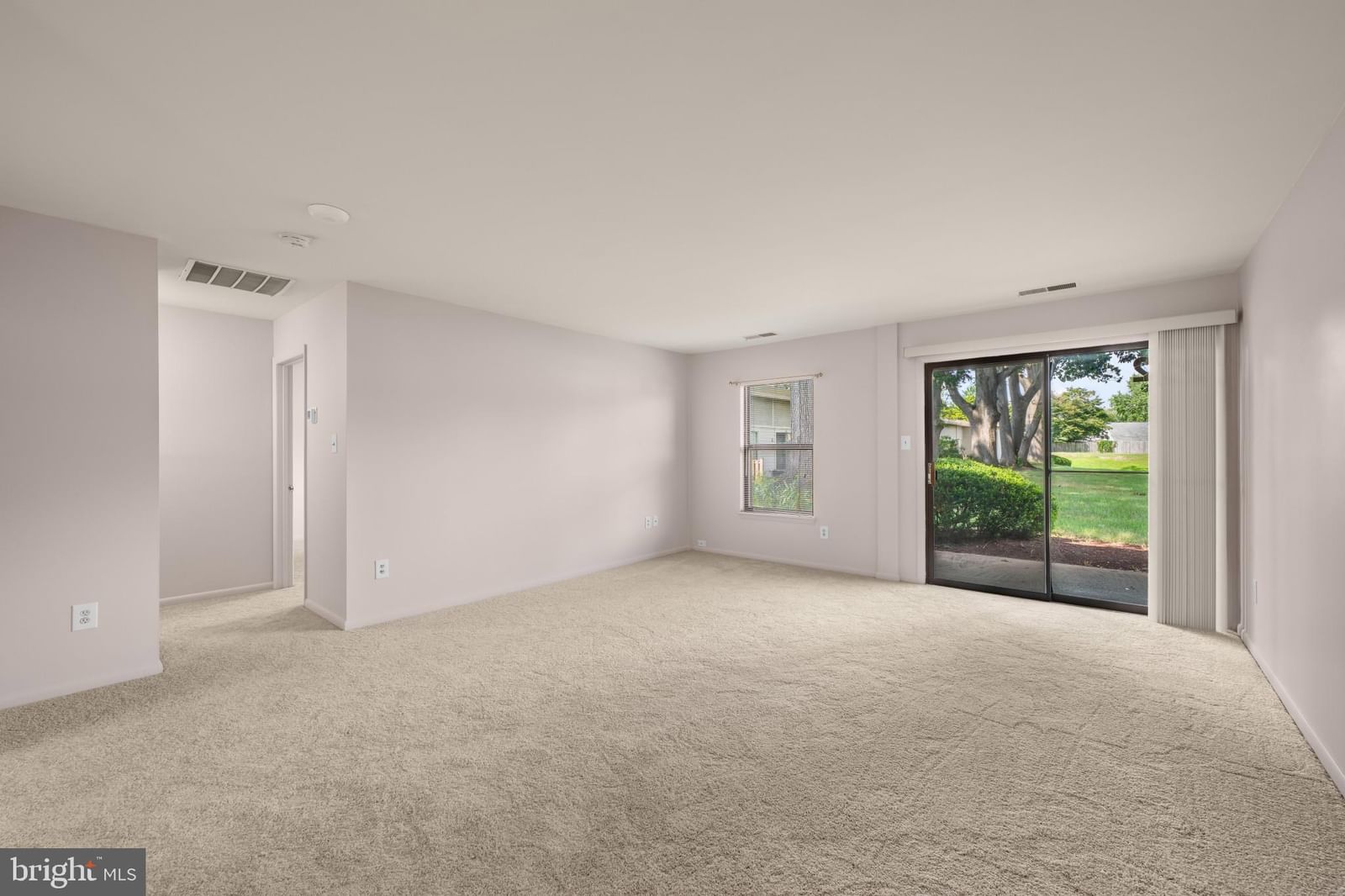 12319 STONEHAVEN LANE #S-22 photograph