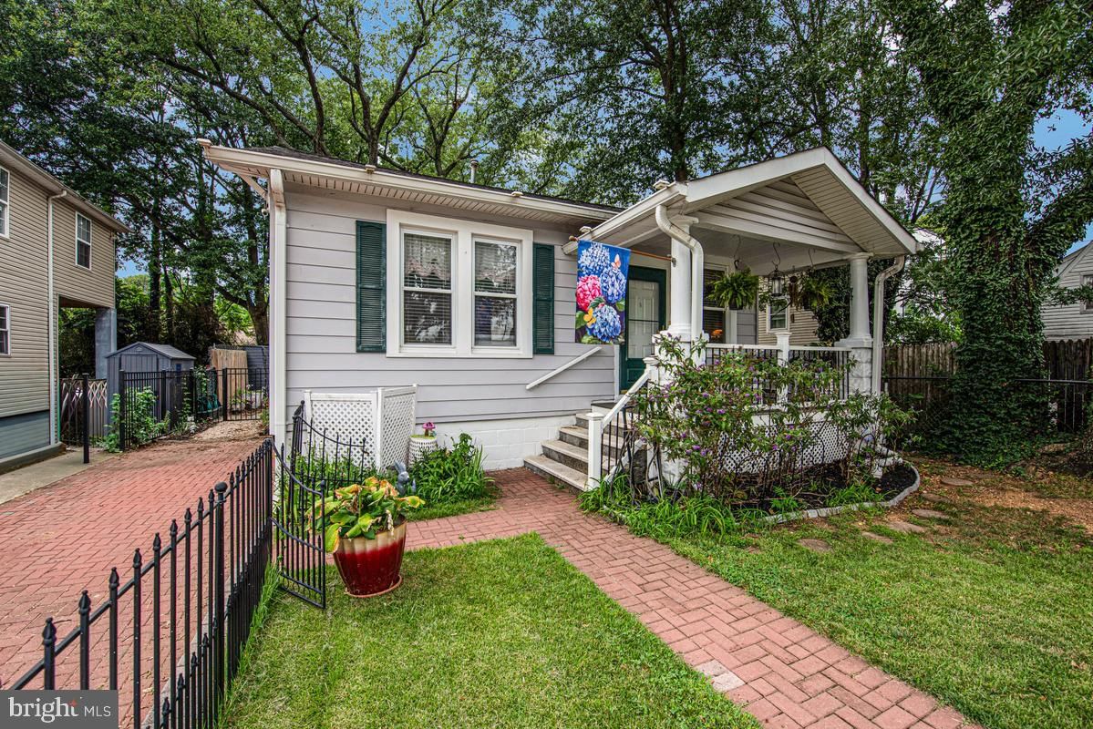 4512 38TH PL, BRENTWOOD 20722, MD