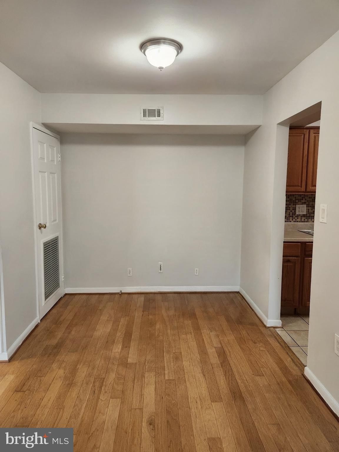 6932 HANOVER PARKWAY #303 photograph