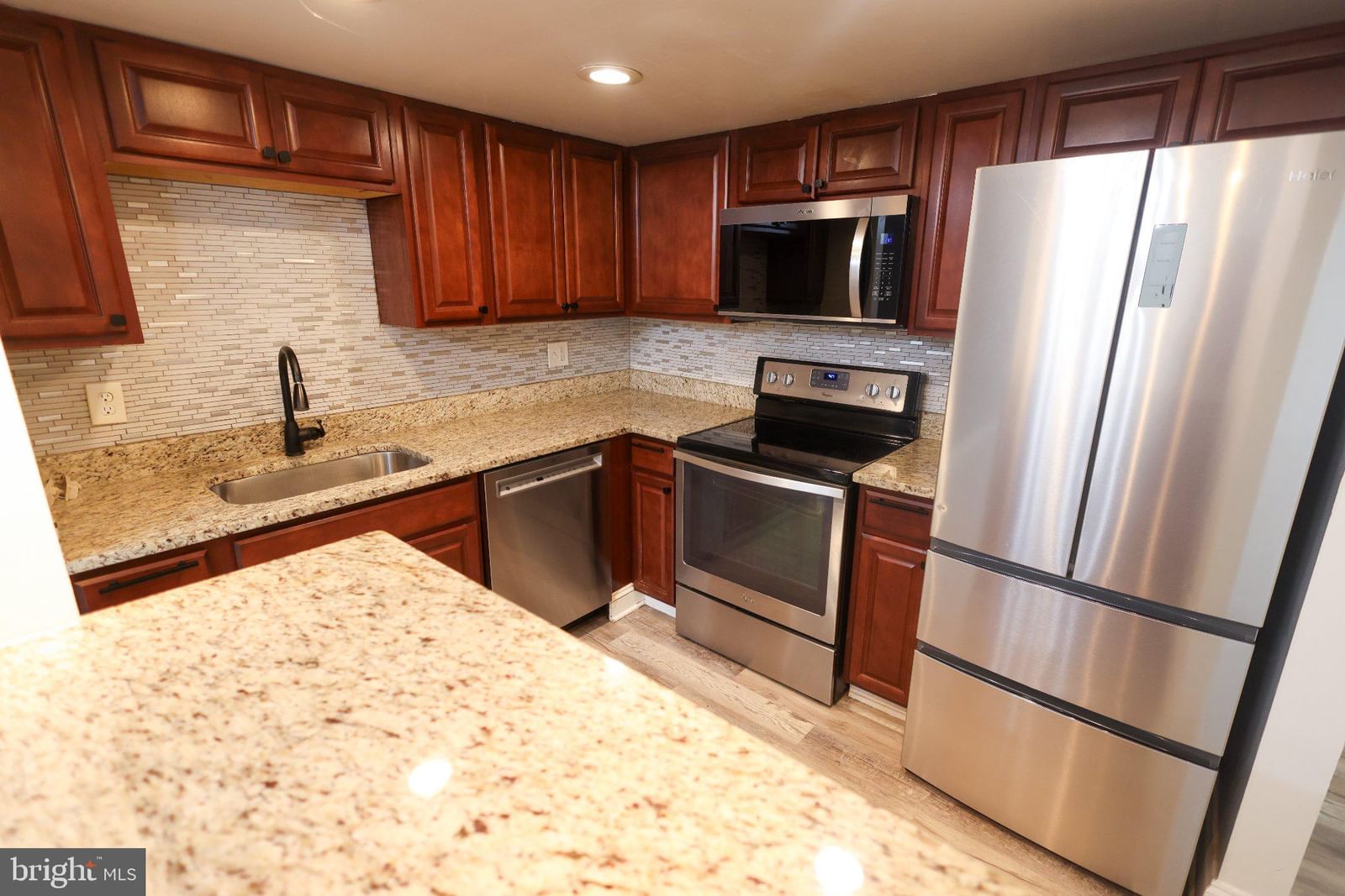10107 PRINCE PLACE #304 photograph