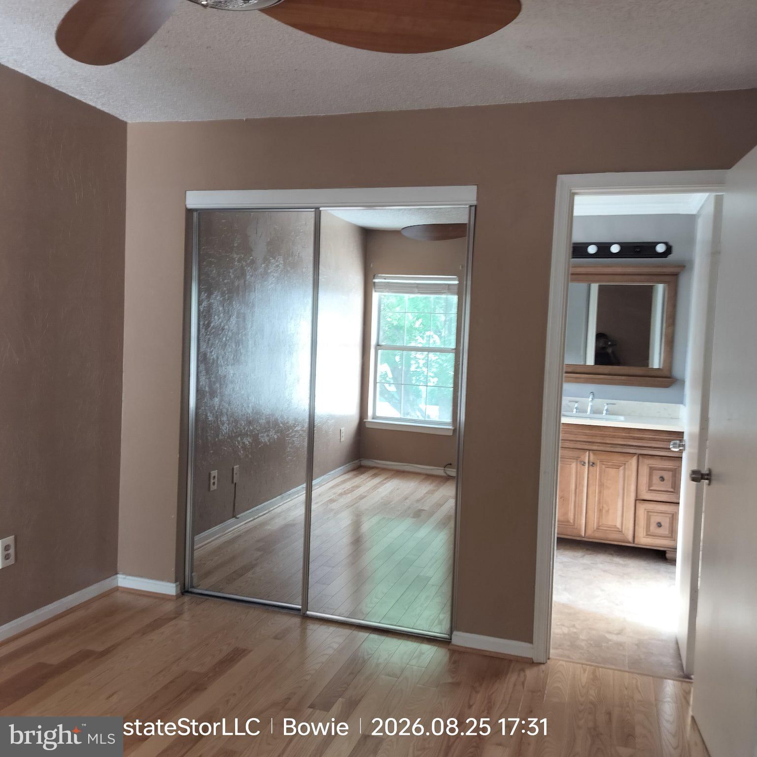 15756 EASTHAVEN COURT #605 photograph