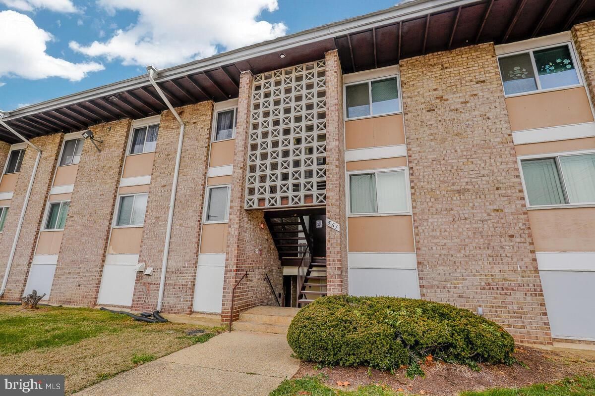 561 WILSON BRIDGE DRIVE #B1 photograph