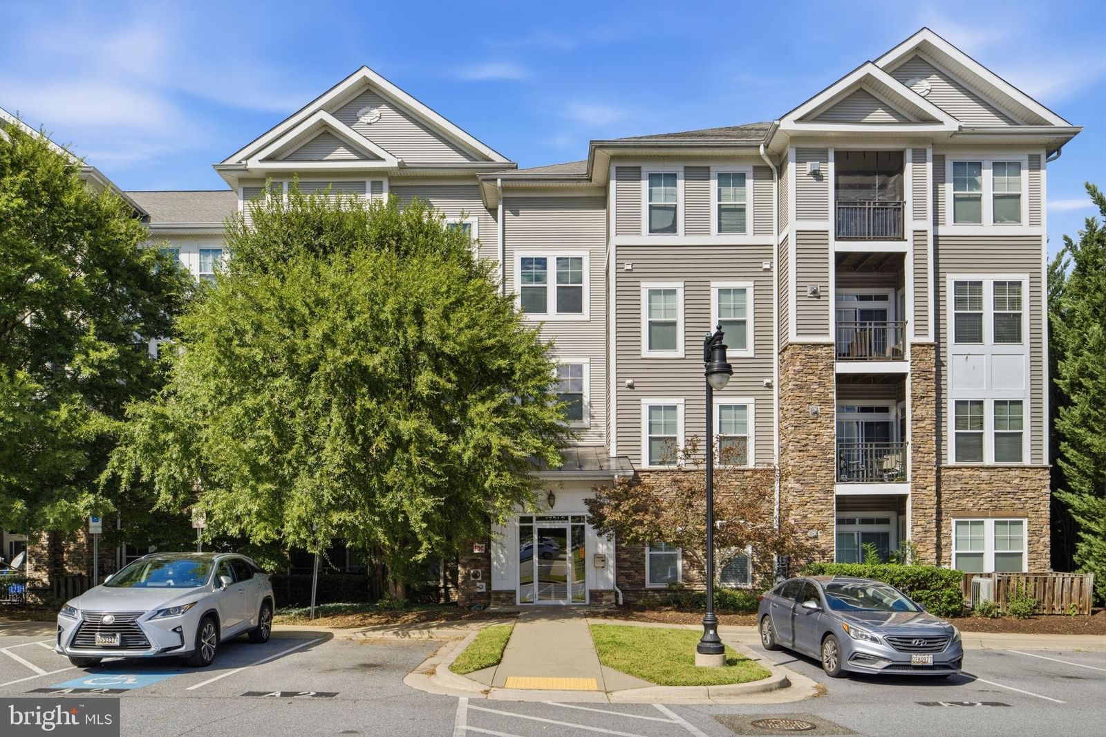 1321 KAREN BOULEVARD #406 photograph