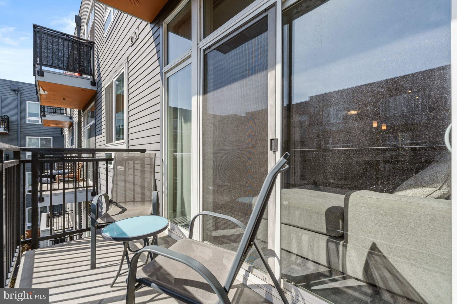 145 RIVERHAVEN DRIVE #454 photograph