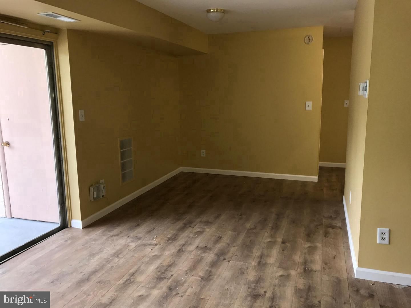 7607 FONTAINEBLEAU DRIVE #2357 photograph