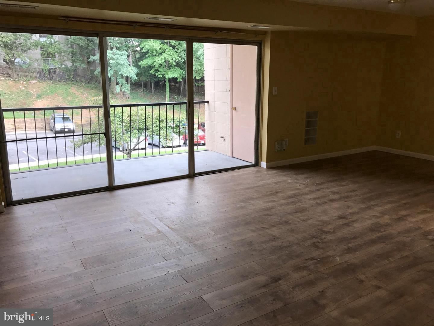 7607 FONTAINEBLEAU DRIVE #2357 photograph