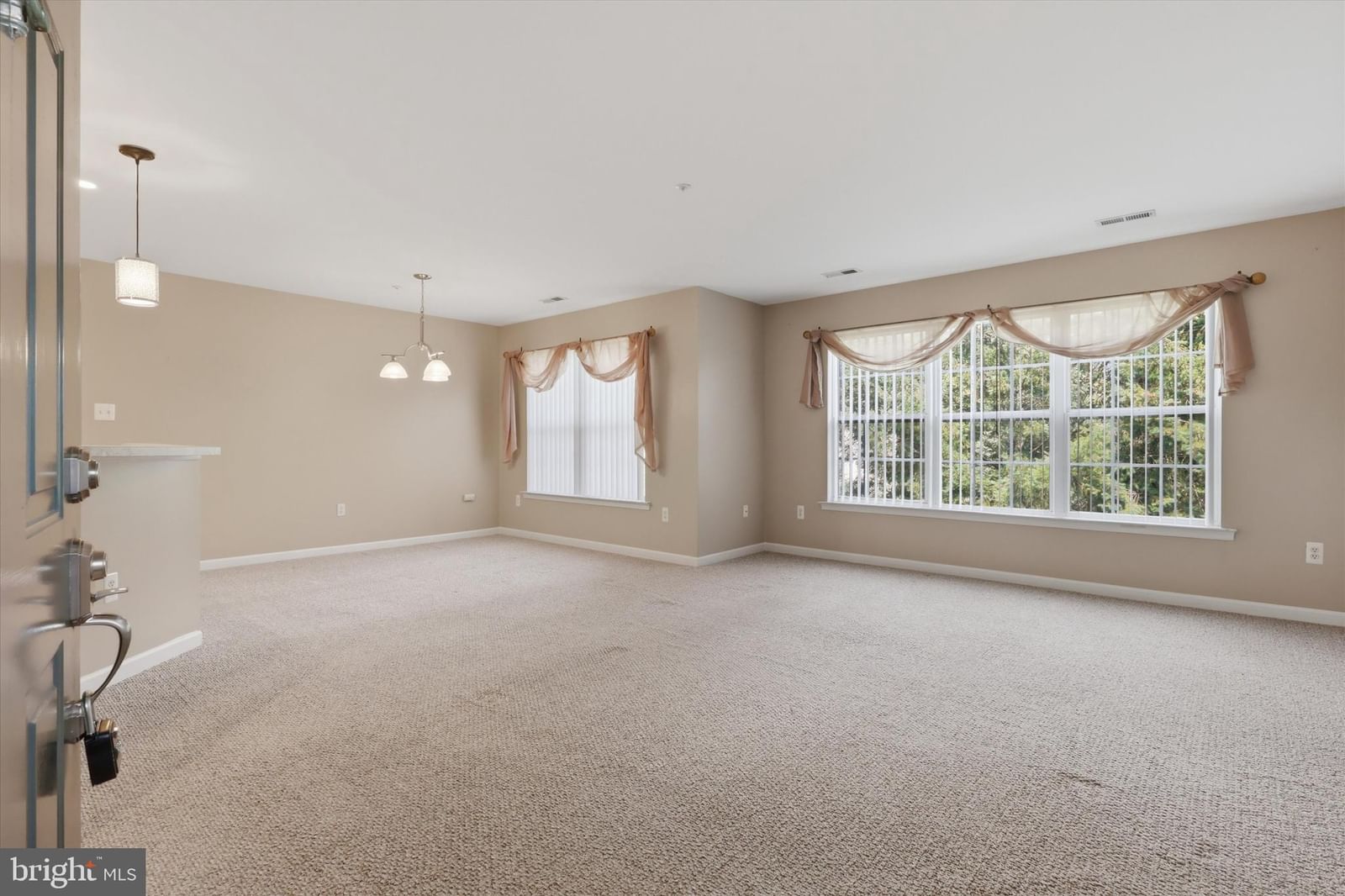 2029 WINDSONG DRIVE #3B photograph