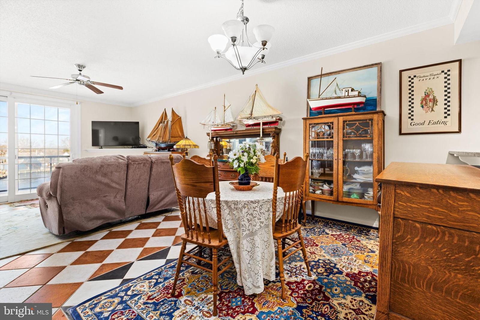 530 RIVERSIDE DRIVE #202 photograph