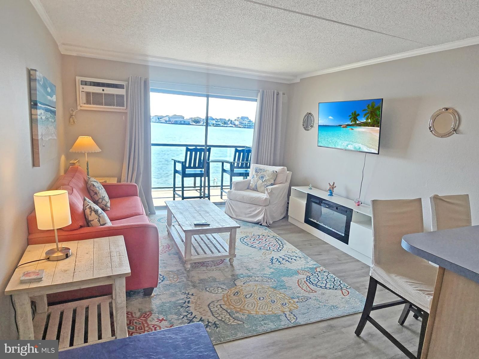 169 JAMESTOWN ROAD #104 photograph